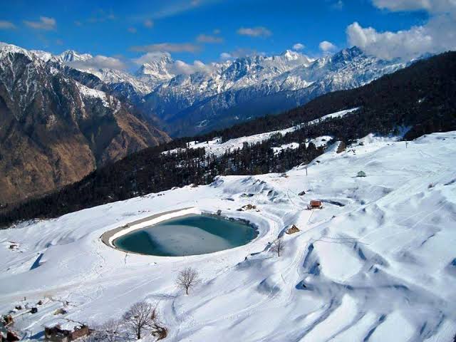 Auli lake