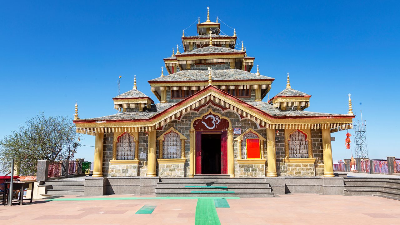 Surkanda devi temple